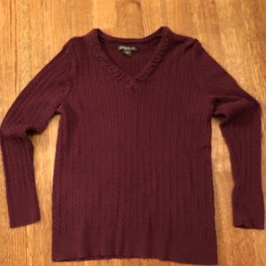 V-neck maroon cable knit sweater
